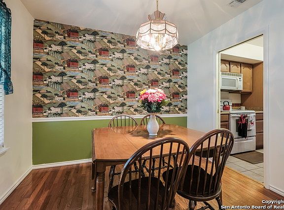 5th image of 5231 Galahad Dr