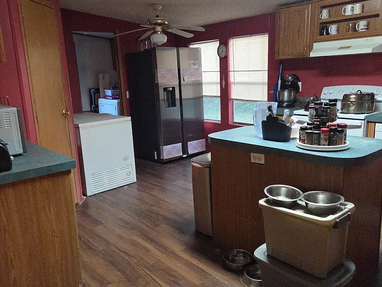4720 SW 47th Way — Photo 8
