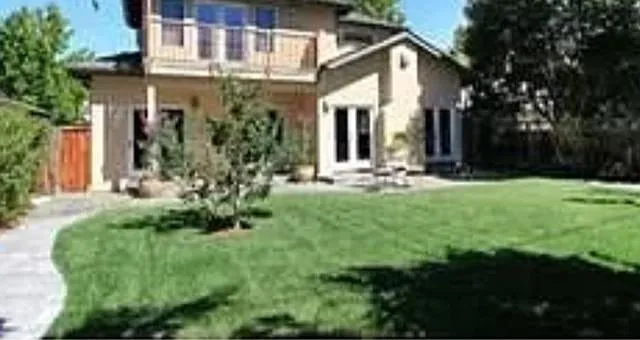 3388 Bryant St — Photo 18