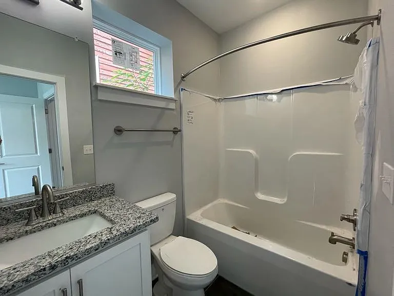 1102 Porter St #B — Photo 14