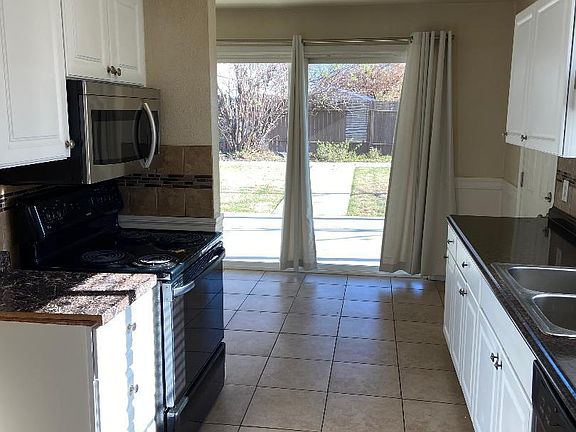 3rd image of 6236 San Martin St