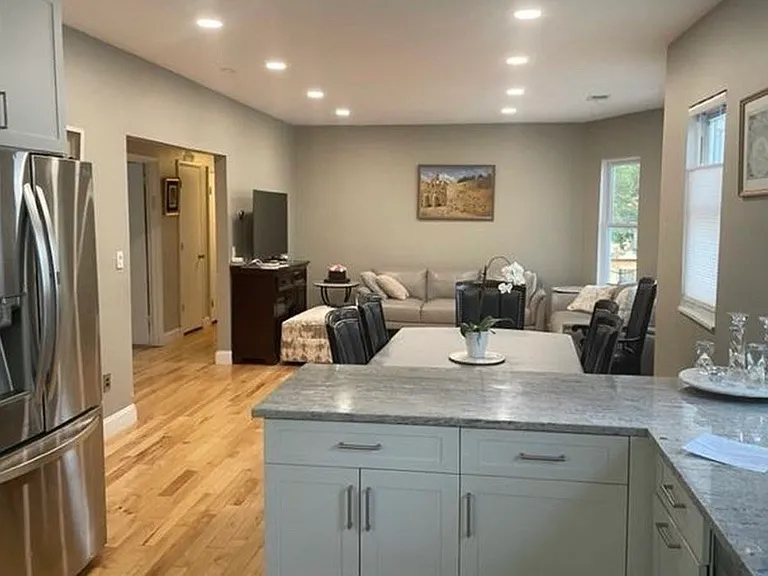 296 Summit Ave #3 — Photo 1
