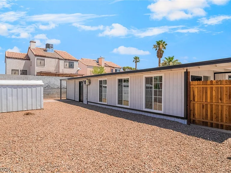 5402 Tahoe Dr — Photo 34