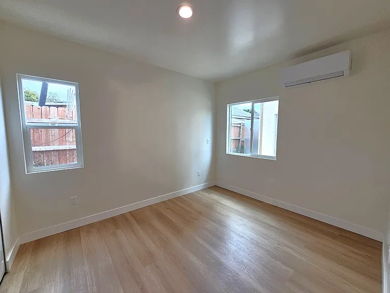 1008 S Bonnie Beach Pl #A — Photo 11