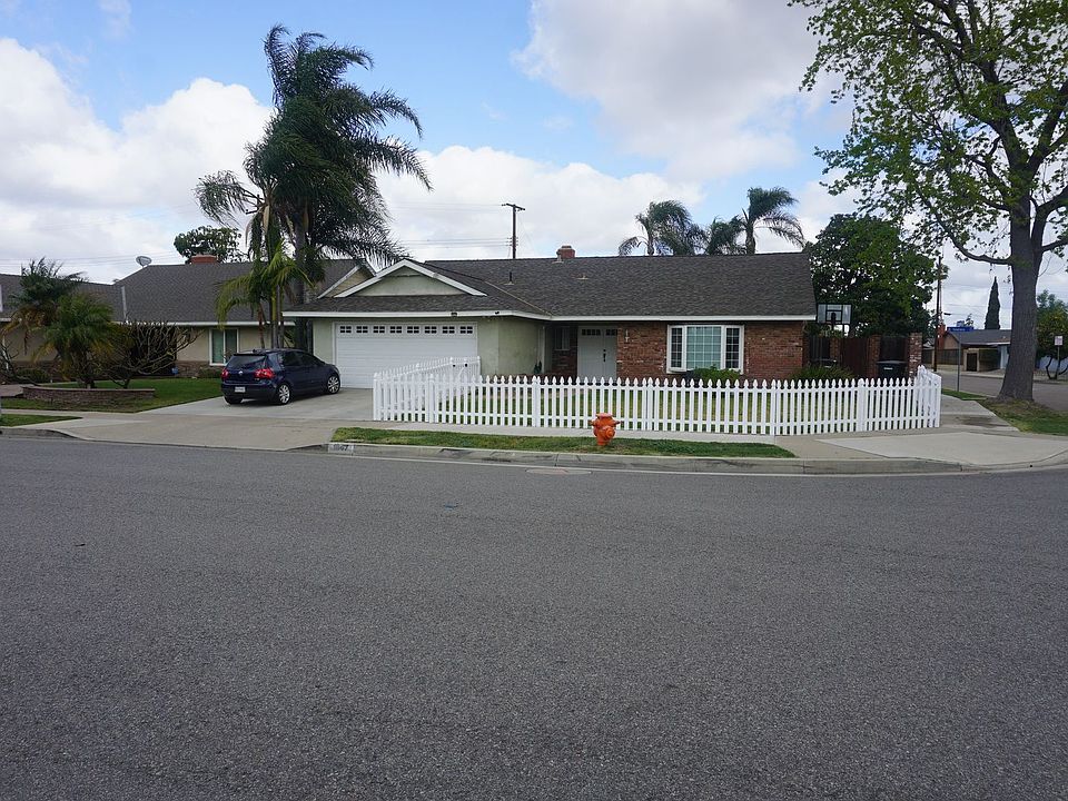 1st image of 1047 E Tularosa Ave