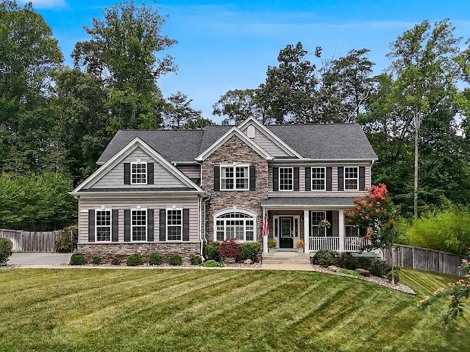 1st image of 25 Simmons Ridge Rd