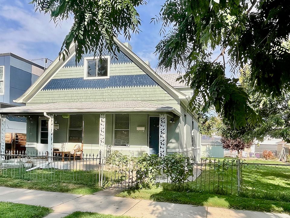 1st image of 3710 N Mariposa St
