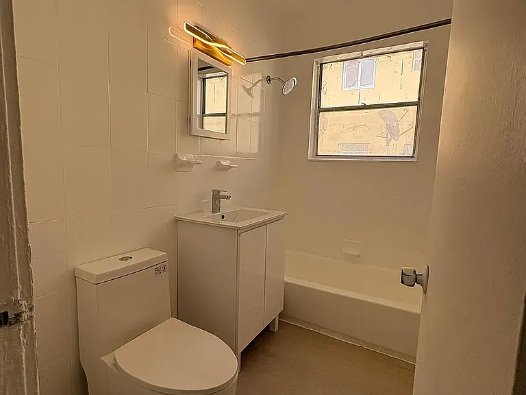120 NE 56th St #2 — Photo 5