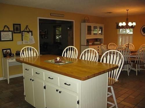 4th image of 3 Kathie Ln