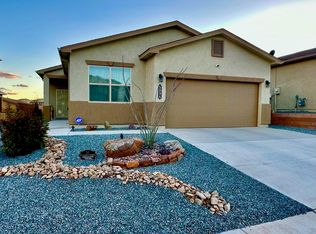 5896 Sandoval Dr NE, Rio Rancho, NM 87144