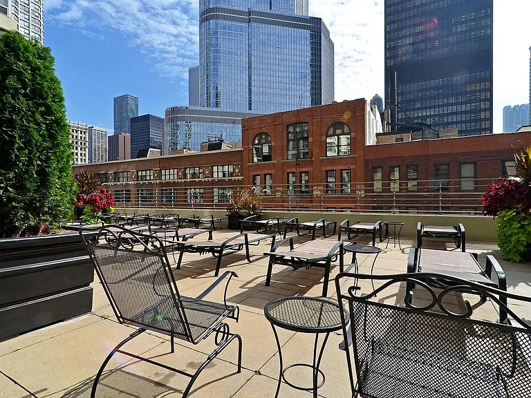 440 N Wabash Ave #3401 — Photo 16