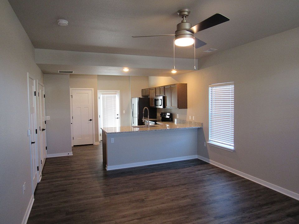 Villas At Pony Tracks_Kitchen LIving Area #1_2332