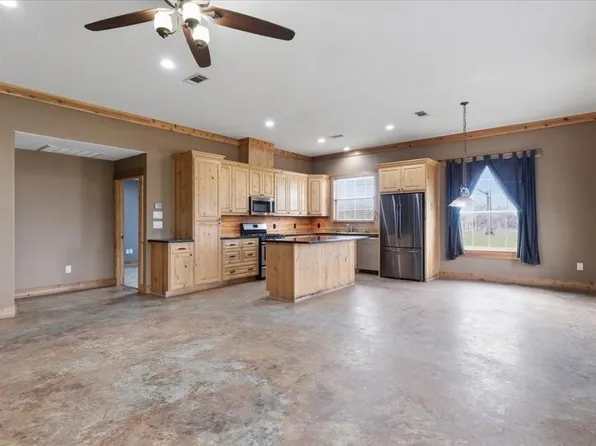 7069 County Road 214, Anderson, TX 77830