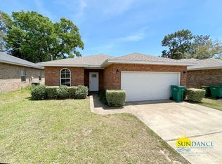 413 Niceville Ave, Niceville, FL 32578