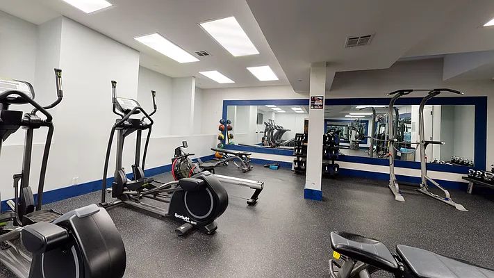 Rented by Arwell Realty | media 32