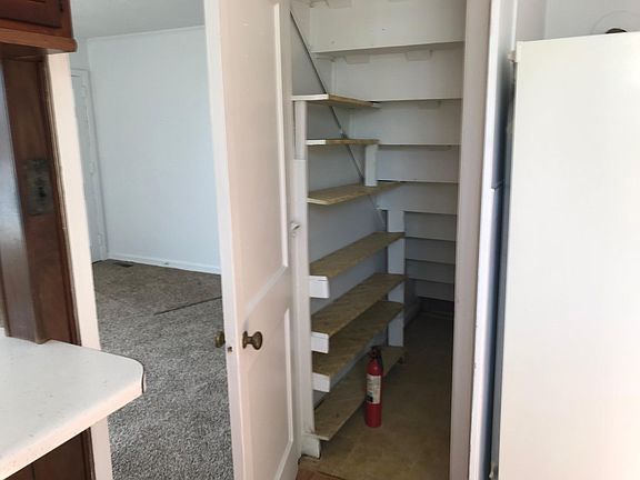 2nd image of 1006 Lanier Ave