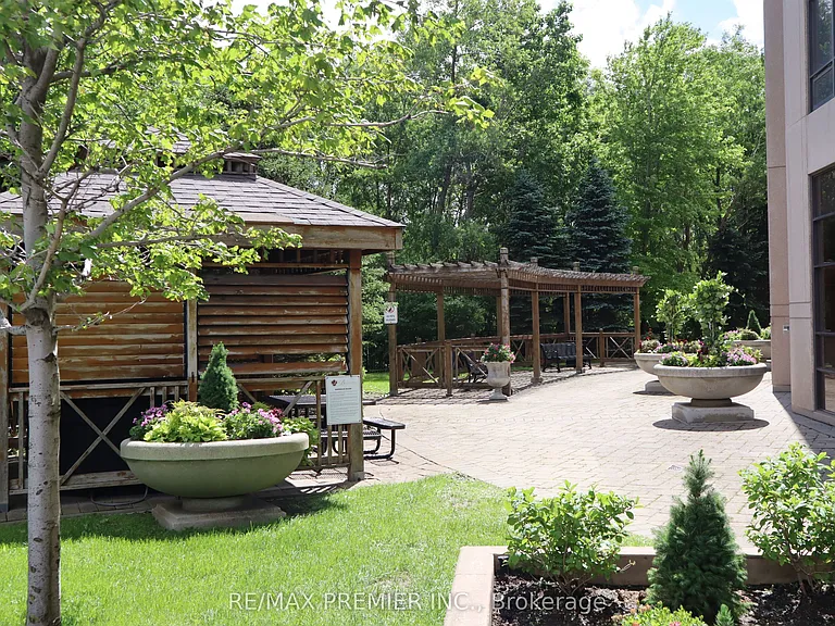9225 Jane St #1506 — Photo 38