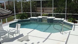 POOL WITH FOUNTAIN