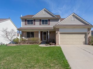 5778 Cedar Ridge Dr, Ann Arbor, MI 48103