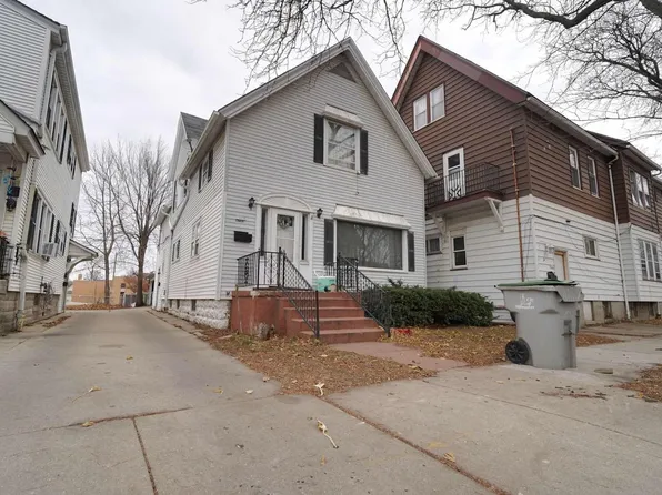 3008 West Harrison AVENUE, Milwaukee, WI 53215
