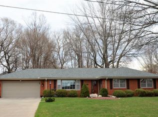 2237 70th St, Windsor Heights, IA 50324
