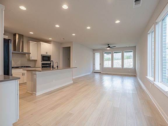 4th image of 6413 Night Chinook Dr