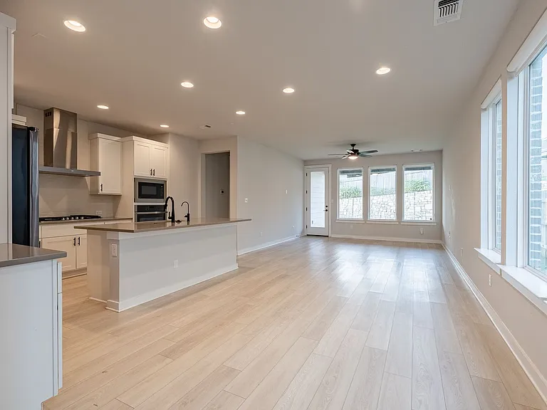 6413 Night Chinook Dr — Photo 4