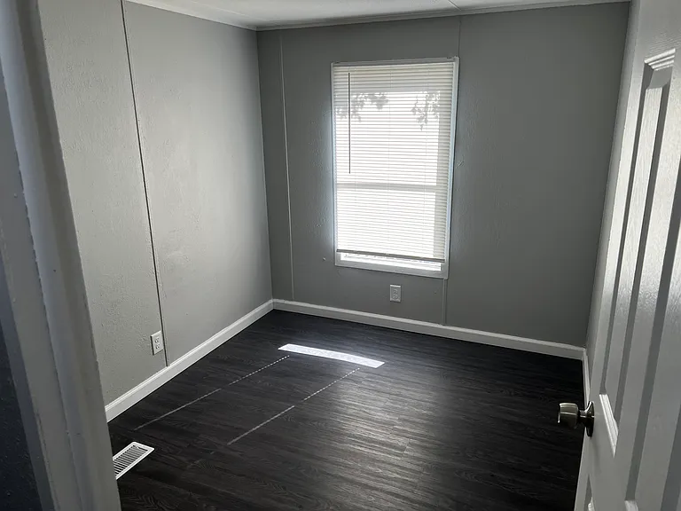 11700 E Waterman St — Photo 14