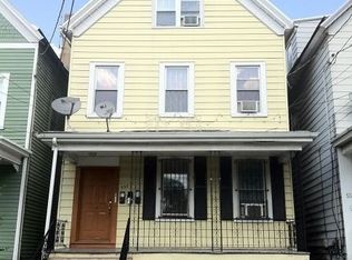 537 Franklin St, Elizabeth, NJ 07206
