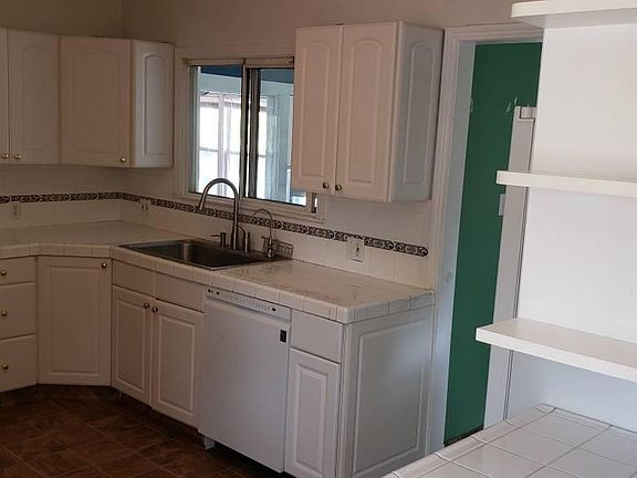 3rd image of 108 S 20th St