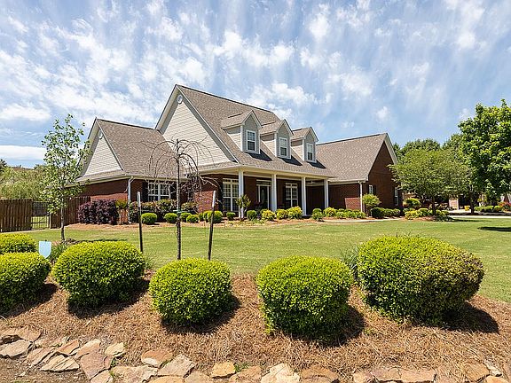 3rd image of 103 Jersey Dr