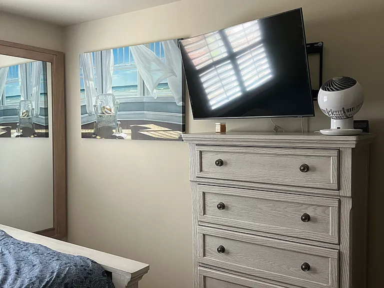 bedroom 3 from doorway