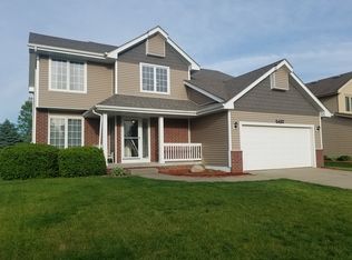 5437 NW 91st St, Johnston, IA 50131