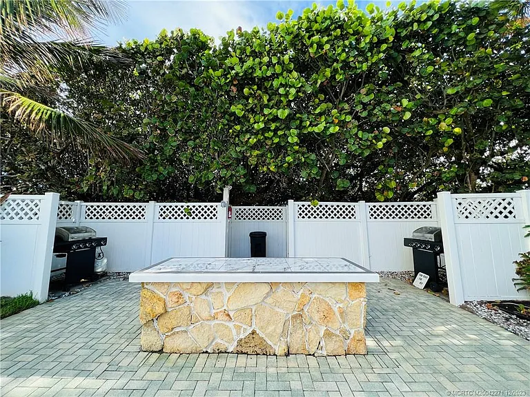 9900 S Ocean Dr #810 — Photo 79