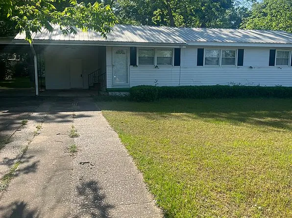 205 Radney St, Columbia, AL 36319