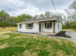 1227 Thomas Ln, Hixson, TN 37343