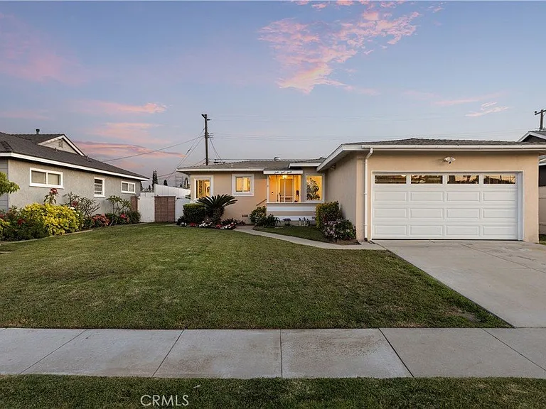 6430 Denmead St — Photo 18