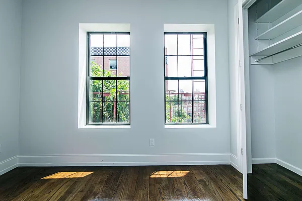 Rented by Nooklyn NYC LLC | media 7