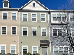 14327 Summit View Ln, Rockville, MD 20850