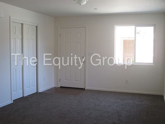 3rd image of 2224 W Lark Ave