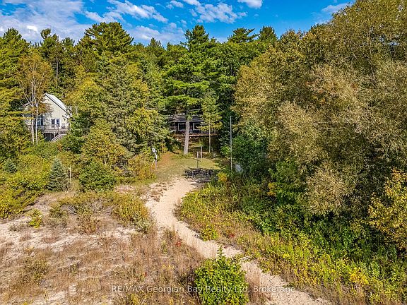 5th image of 100 Nottawaga Dr