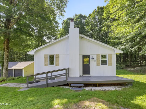 20 Hawley Rd, Savoy, MA 01256