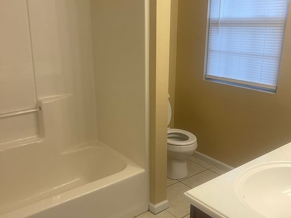 4th image of 363 Timber Ridge Dr