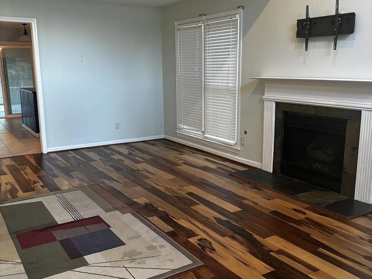 Cloudcroft Lane 8112 - 1 — Photo 2