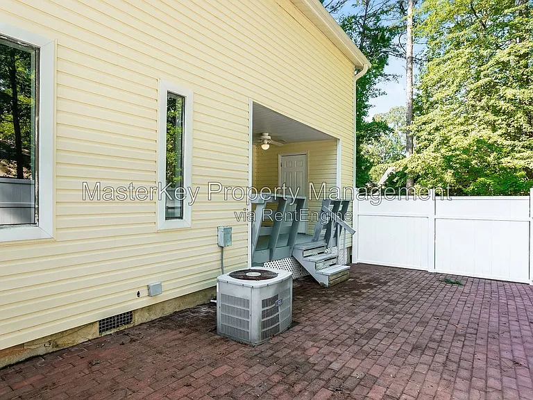 7405 Leesville Rd #C — Photo 25