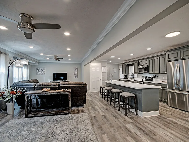 105 Sunset Dr — Photo 7