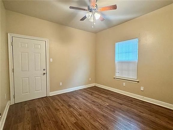 233 Oak Ave, Harahan, LA 70123 | Zillow