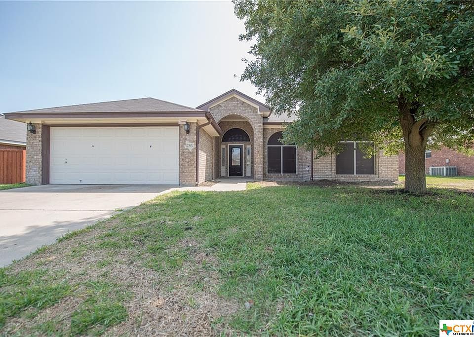1st image of 2502 Wisteria Ln