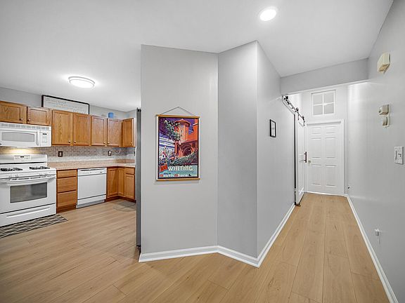 5th image of 1205 W 84th Ln
