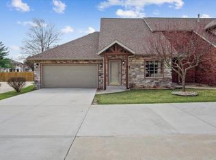 2329 W Chesterfield Blvd BUILDING A-2329, Springfield, MO 65807